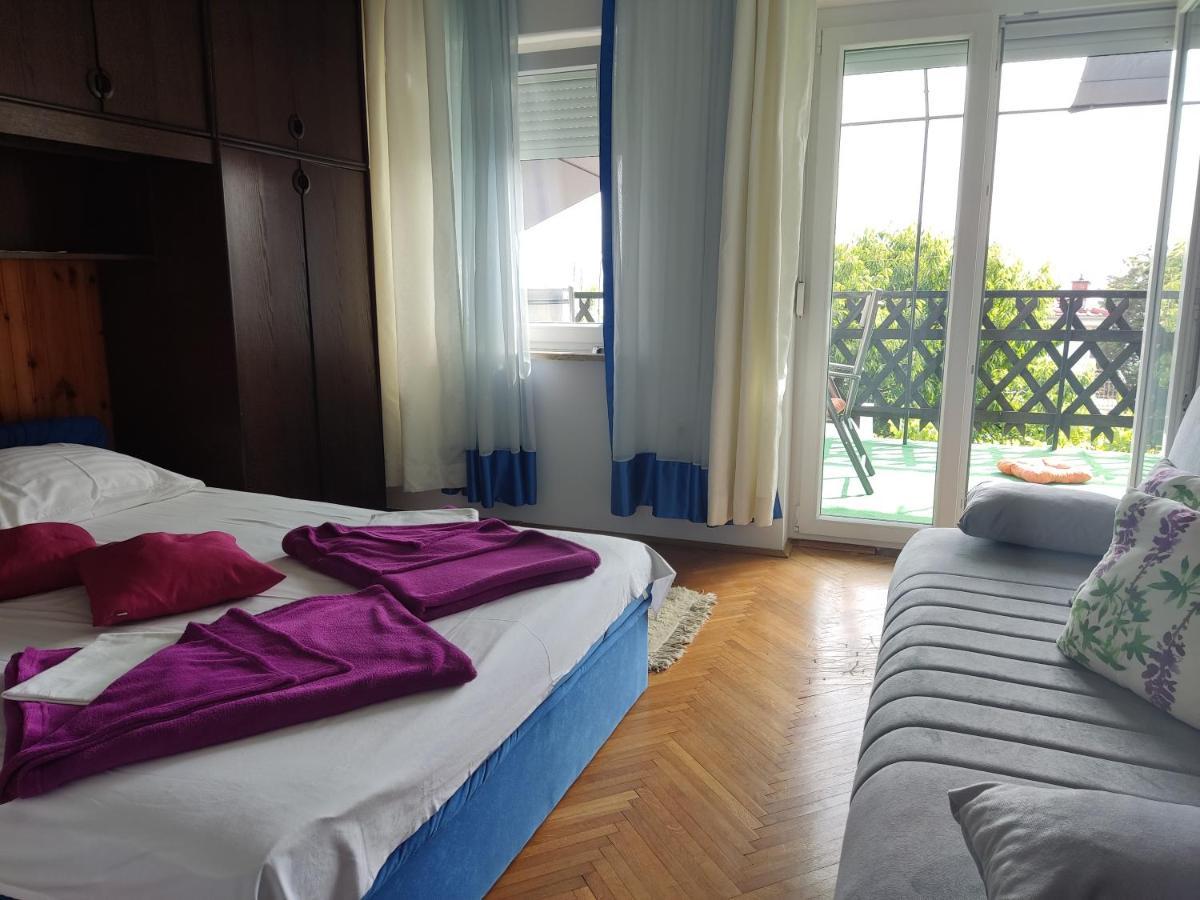 Apartment Teresa With Big Terrace Dramalj ซริกเวนิซา ภายนอก รูปภาพ