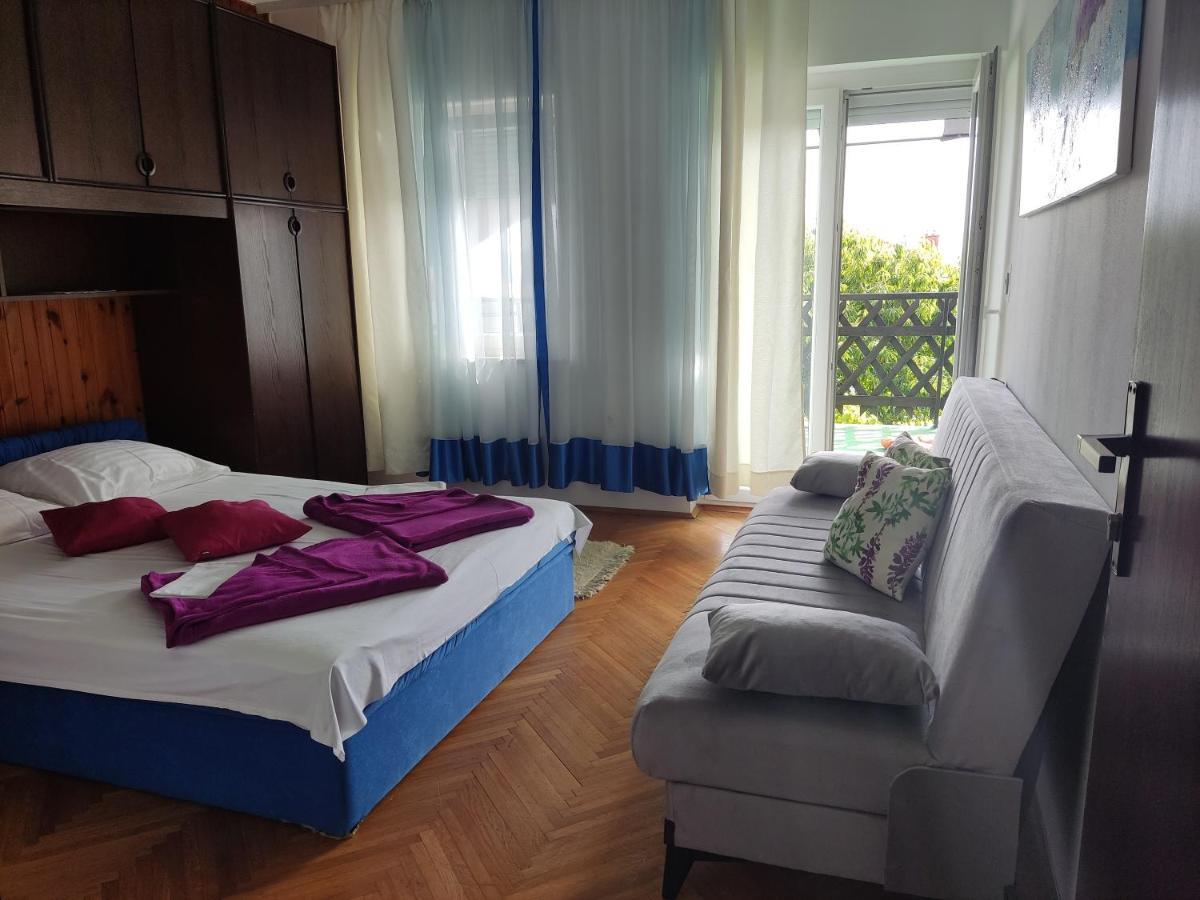 Apartment Teresa With Big Terrace Dramalj ซริกเวนิซา ภายนอก รูปภาพ